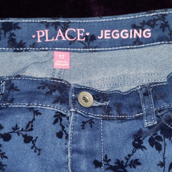 🆕️NWOT Children's Place Denim Jeggings - Picture 3 of 5